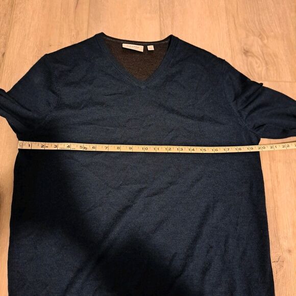 Calvin Klein Extra Fine 100% Merino Wool Sweater Men's Medium V-Neck LS Navy - Picture 7 of 8